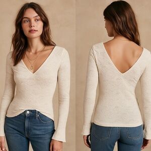 Free People Intimately Peach Lace Reversible Top V-Neck / Round Neck Size M